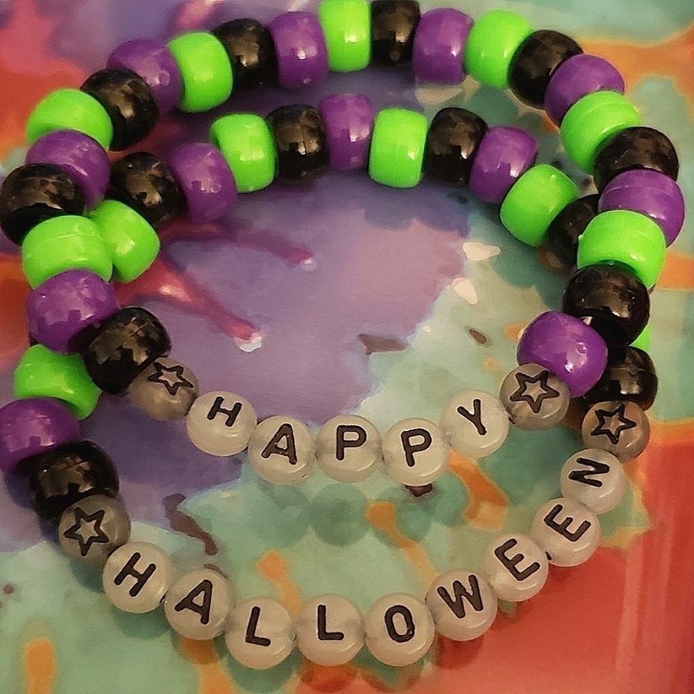 Handmade Beaded Glow in Dark UV Happy Halloween Stacked Bracelets - Picture 3 of 4